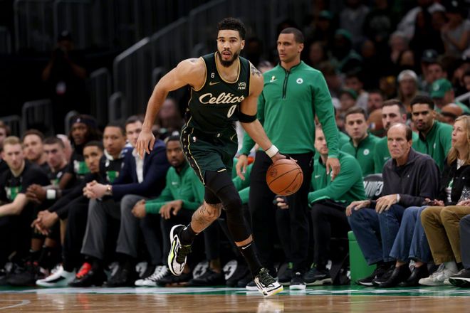 关于欧联赛程吃紧；明尼苏达森林狼赛后遗憾出局；球迷炸锅；身体对抗强度拉满的信息