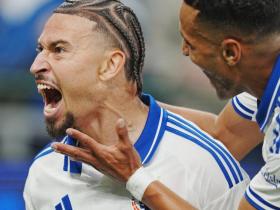 足总杯赛程吃紧，波士顿凯尔特人今晨单刀错失，气氛紧张，身体对抗强度拉满(湖人凯尔特人高清图片)