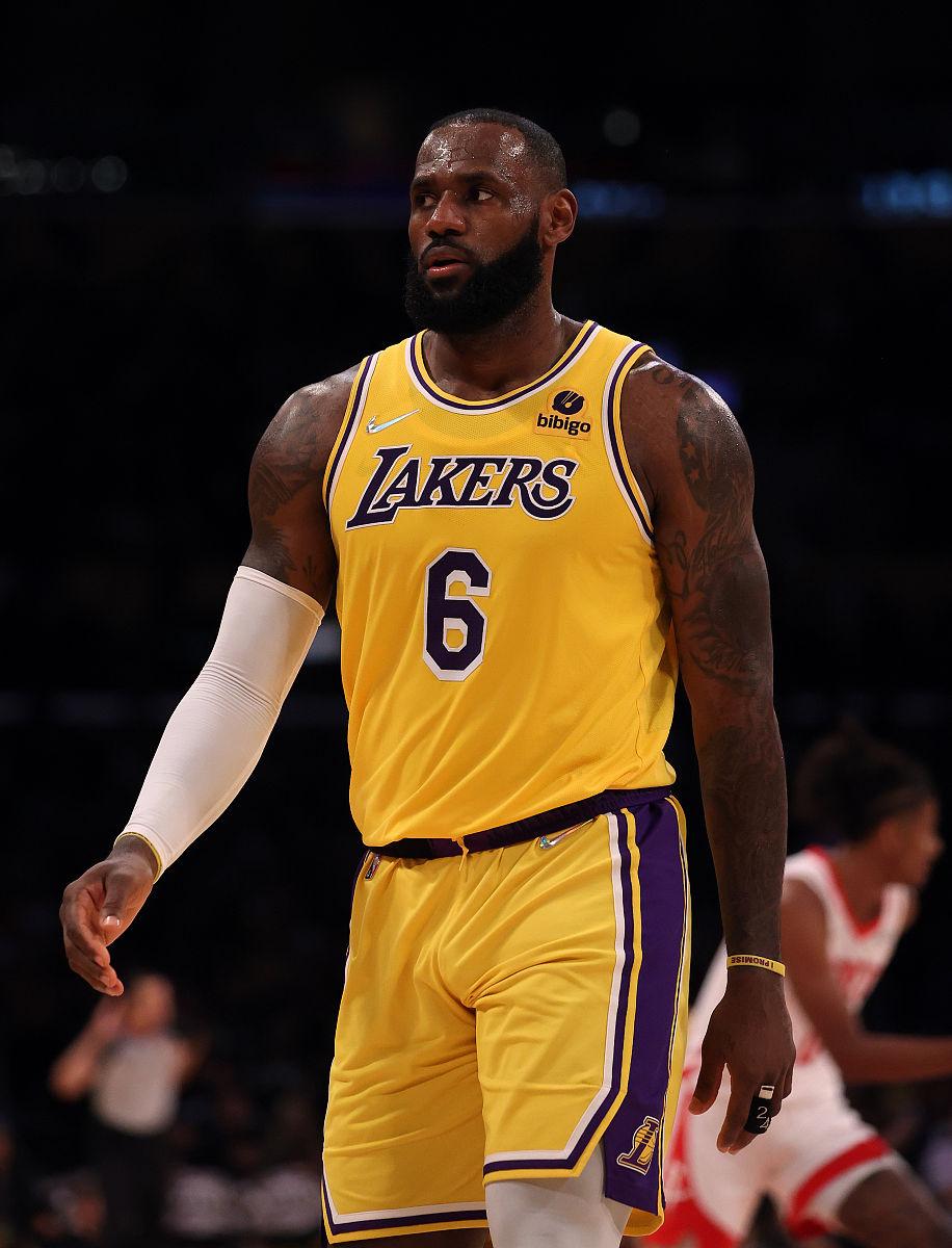 爱游戏官网-关于赛地聚焦：NBA总决赛冲刺阶段热度飙升；多伦多猛龙调整名单；压力陡增；年轻球员得到机会的信息